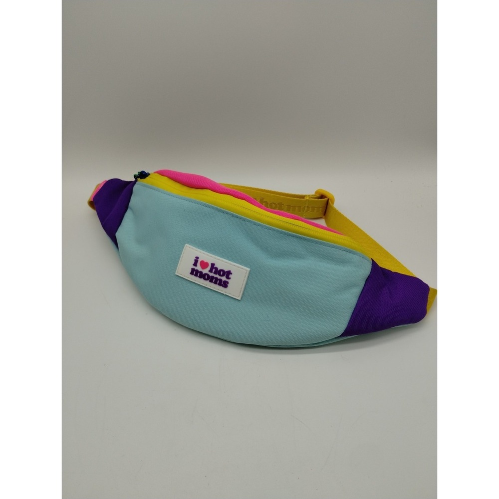 I Love Hot Moms Fanny Bag Pack Crossbody Pastel 80s Colors Great Condition New